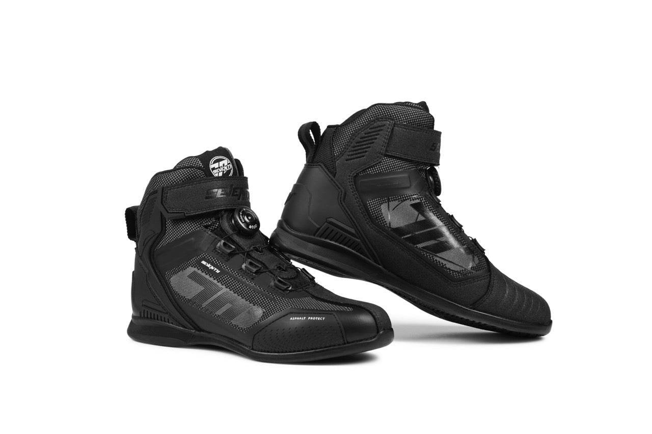 SEVENTY SD-BR3 Veloce Pro black sport motorcycle boots