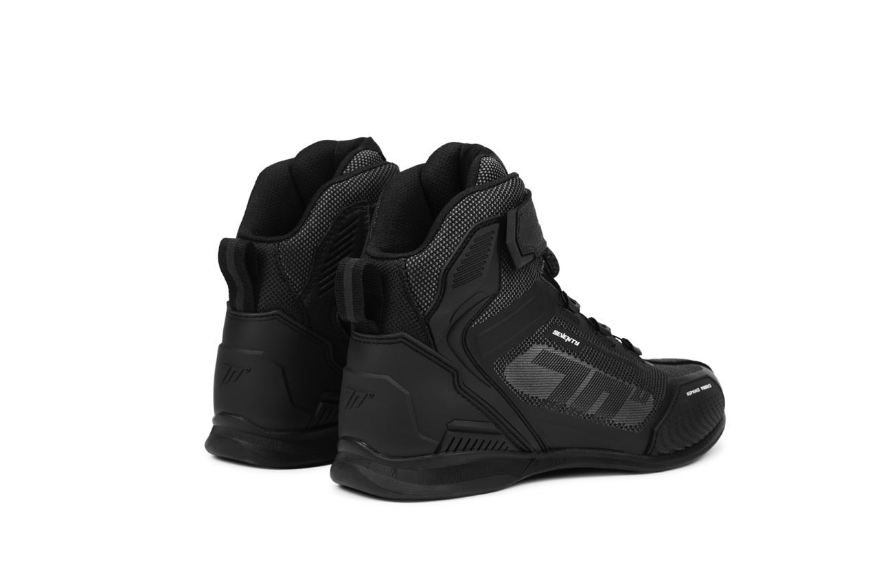 SEVENTY SD-BR3 Veloce Pro black sport motorcycle boots