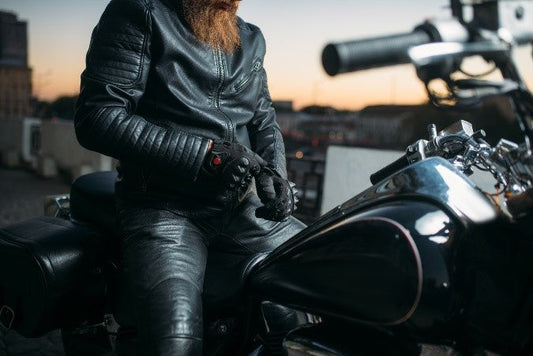 Tips for couple riding | Maximo Moto | All You Need to Know MaximomotoUK