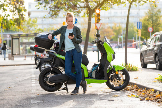 A guide to electric motorcycles insurance in the UK