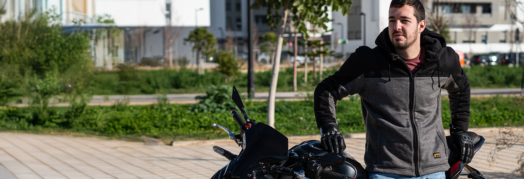 Armoured-Motorcycle-Hoodies-UK-Biker-Hoodies 