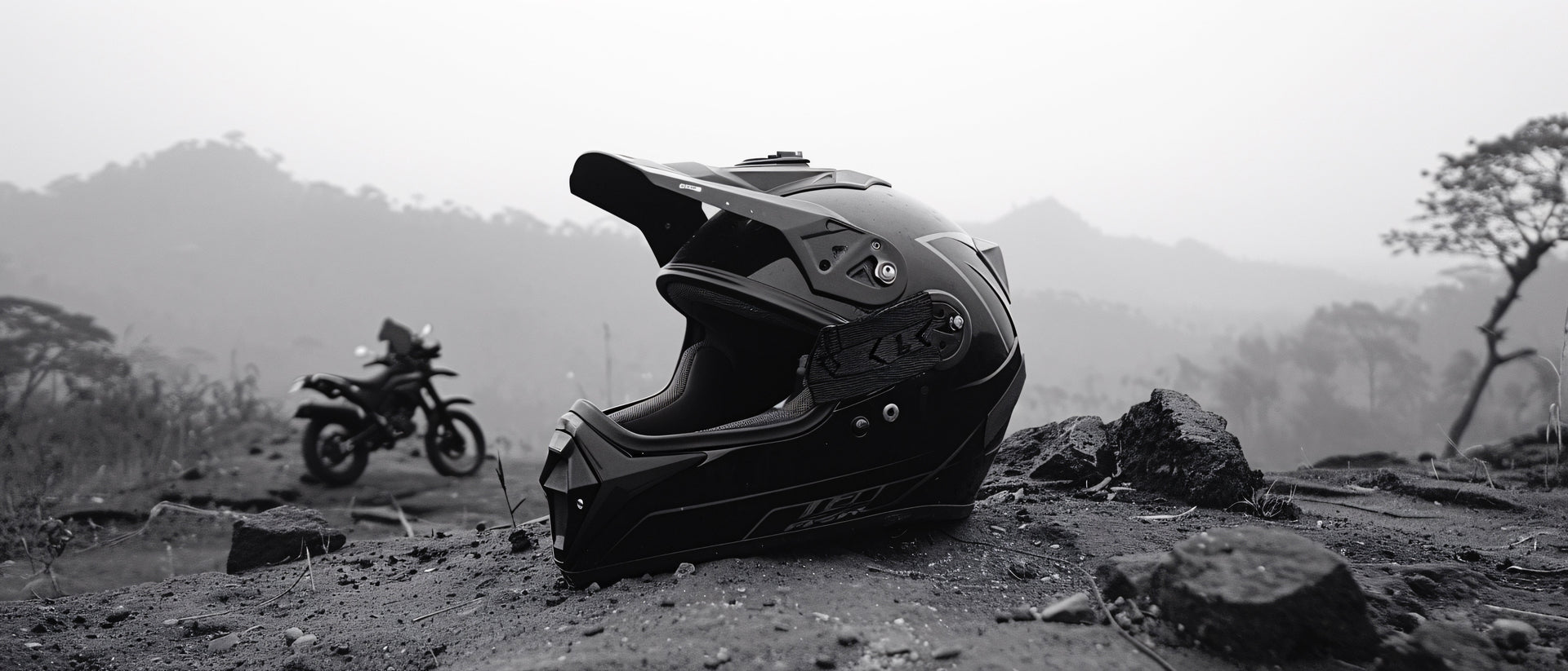 Adventure-Motorcycle-Helmets 