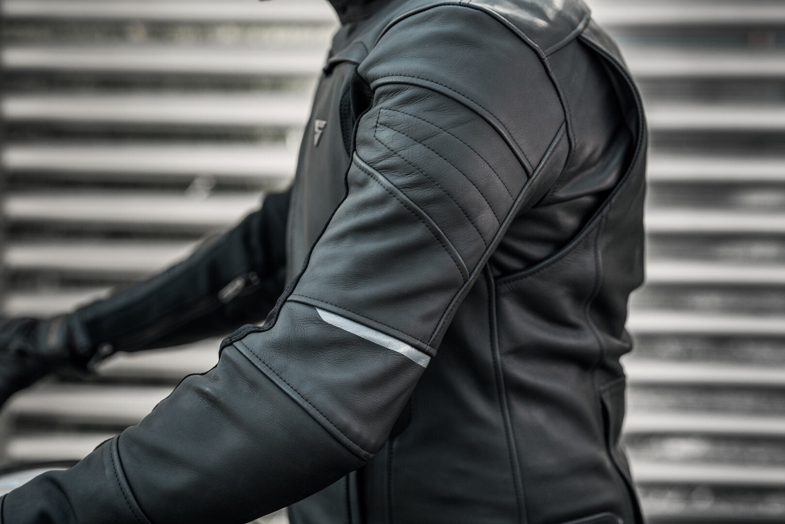 SHIMA SHADOW TFL JACKET BLACK - SECURTEX MOTOR S.L (t/a MaximoMoto)