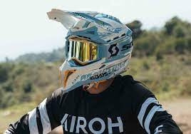 AIROH - AVIATOR 3 SIX DAYS FRANCE 2022 HELMETS