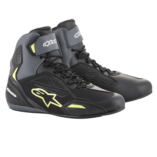 Alpinestars Motorcycle Shoes, Pic