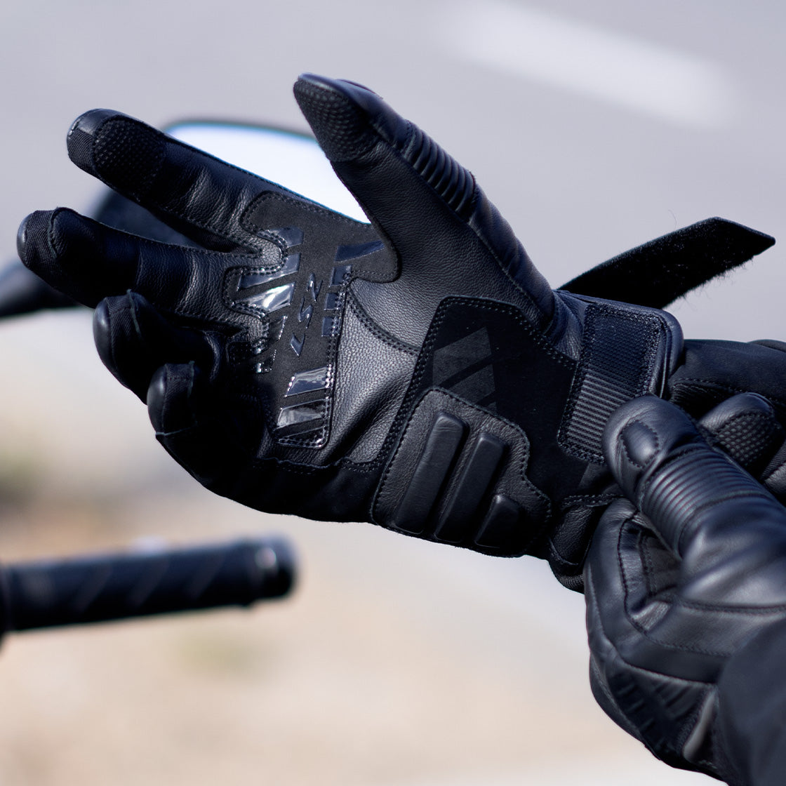 LS2 OCTANE MAN MOTORBIKE WATERPROOF LEATHER GLOVES BLACK