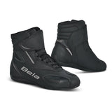 Botas moto hombre impermeable BELA Mission WP negro vista frontal