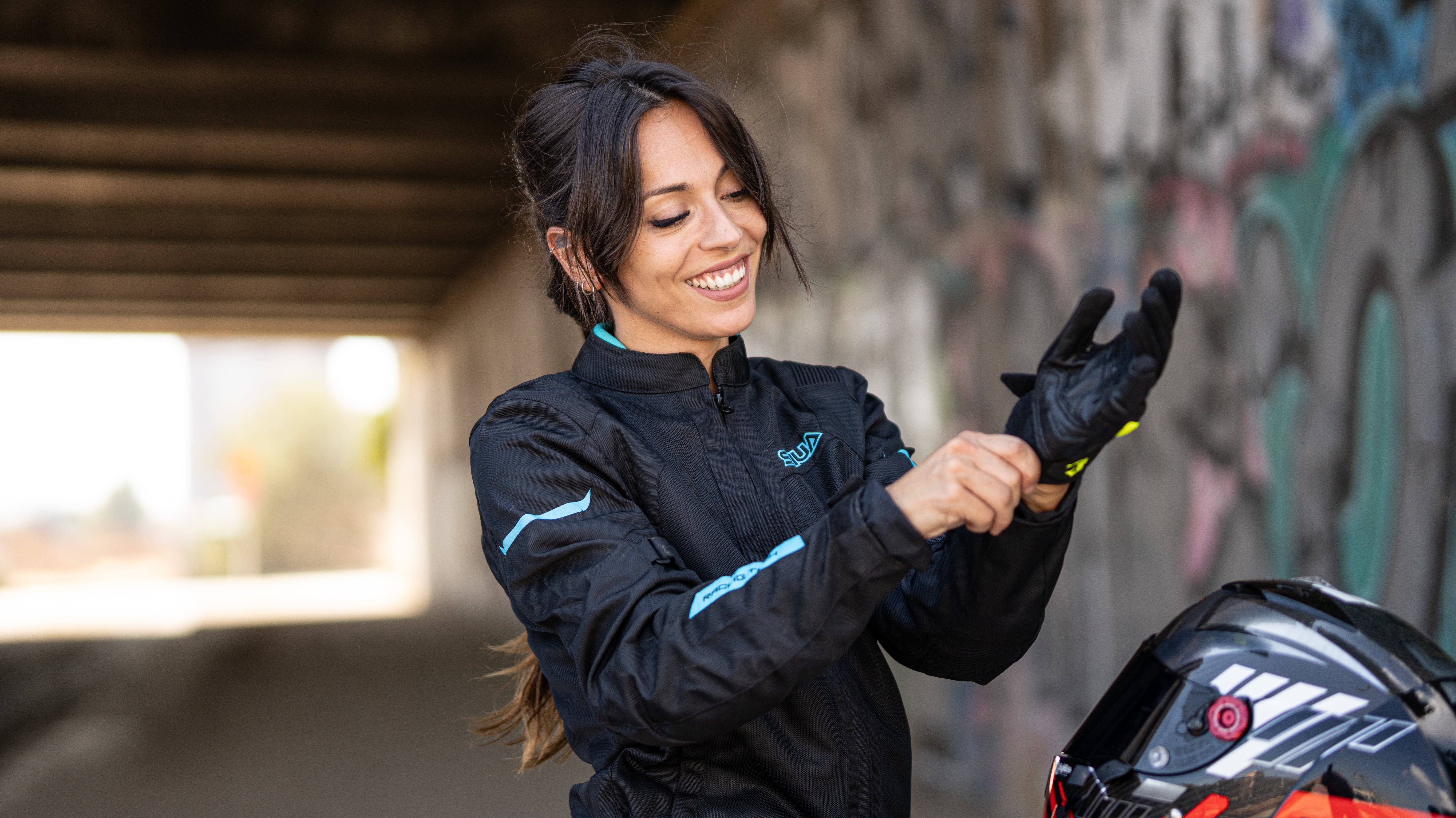 Shua Gravity Mesh Lady Motorcycle Jacket Black/Turquesa