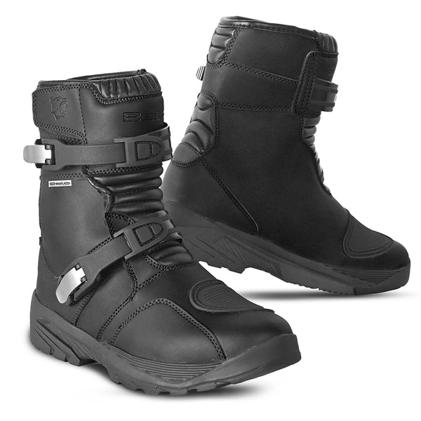 Vintage 1990's motorcycle boots // biker boots moto leather zip up riding boots // women's buying men's unisex // 8 10